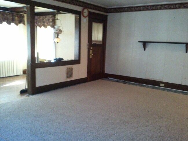 Living Room - 60 Freund St