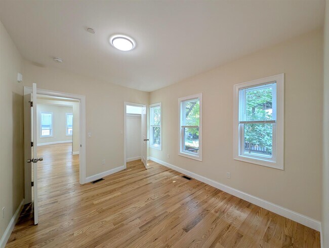 Foto del edificio - 22 Holyoke Rd