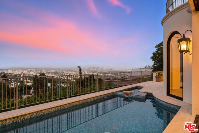 Photo - 1675 Woods Dr (Los Angeles, CA) House
