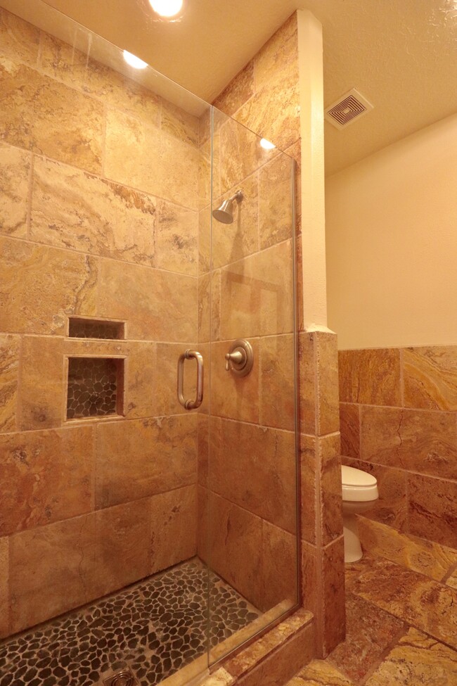 Foto del edificio - 3821 San Isidro St NW