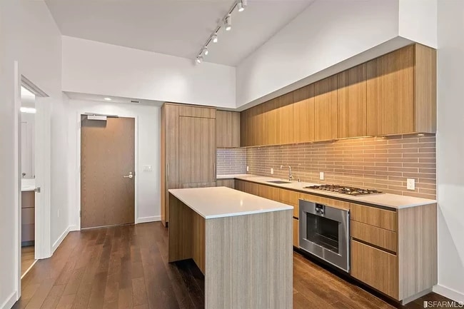Kitchen + Front Door - 1000 3rd St