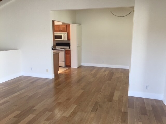 Foto del edificio - 1919 Huntington Ln