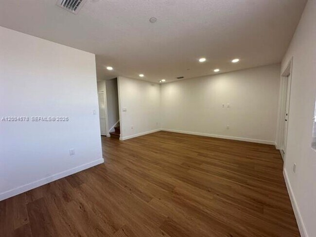 Foto del edificio - 12554 SW 194th St