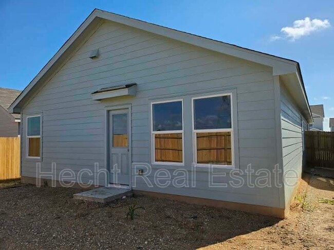 Foto del edificio - 9216 Saint Jerome