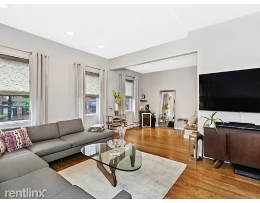 Building Photo - 2 br, 1 bath Apartment - 532 Tremont St