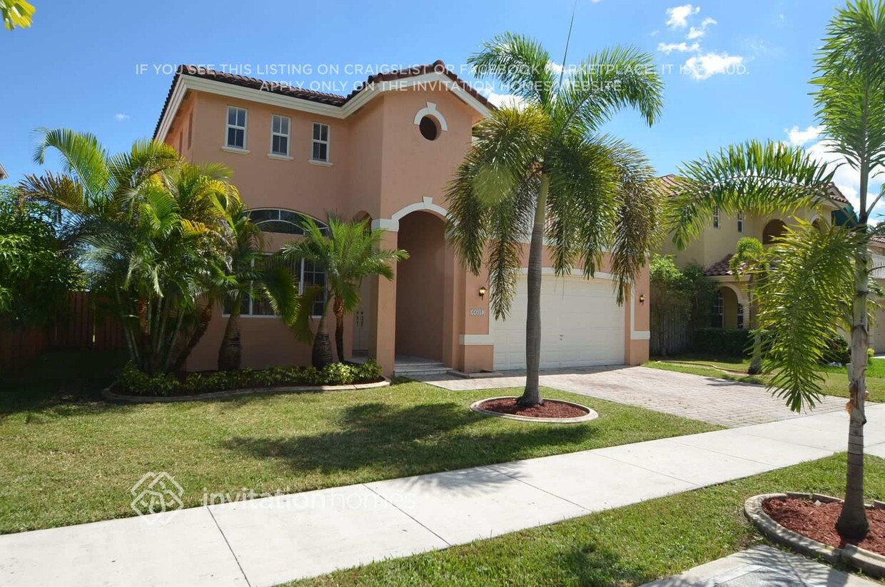 Foto principal - 6601 SW 162nd Ct