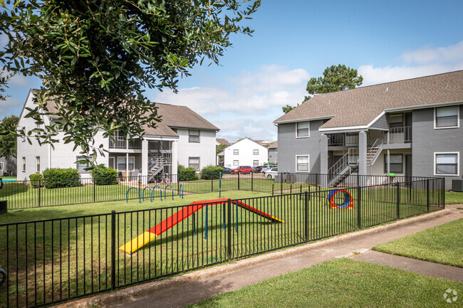 Building Photo - The Grove at Southwood