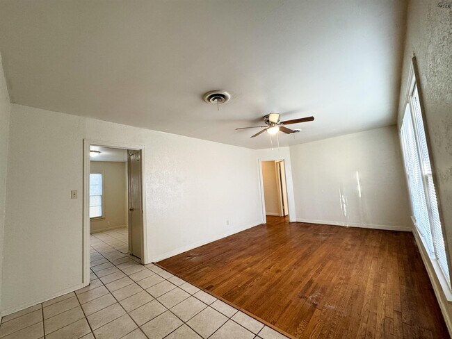 Foto del edificio - 1612 Hursh Ave