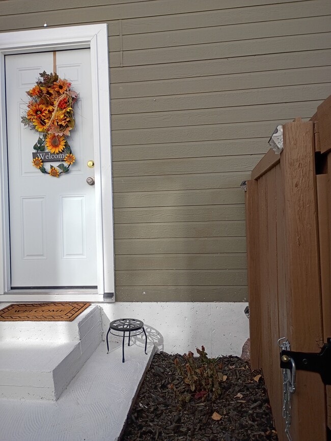 Foto del edificio - 5070 Fenwood Dr