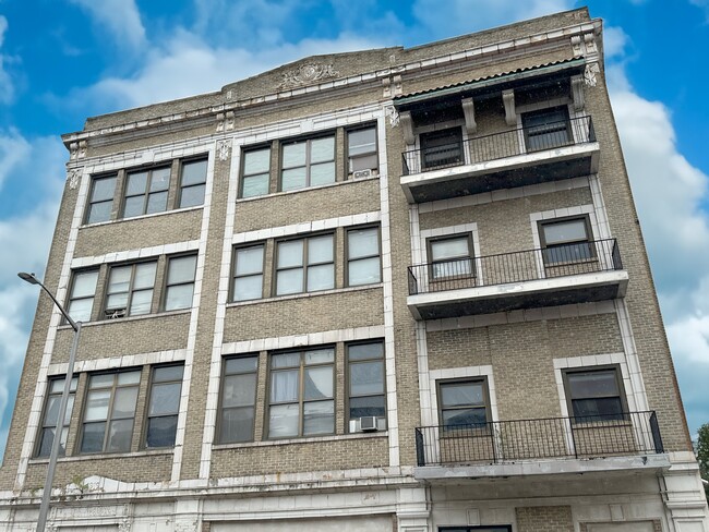 Building Photo - Bakery Apartments