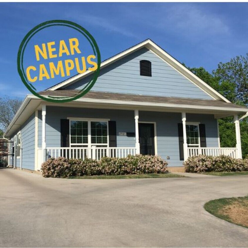 Foto principal - 3BR/3BA House Near Campus