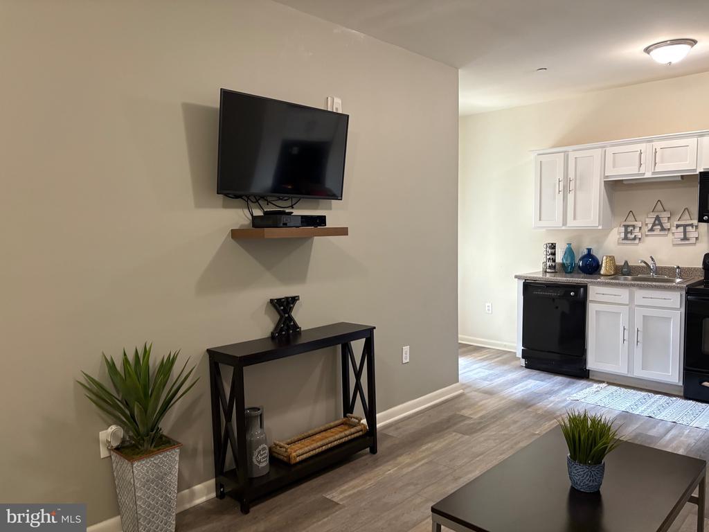 Foto principal - 1000 Diamond St