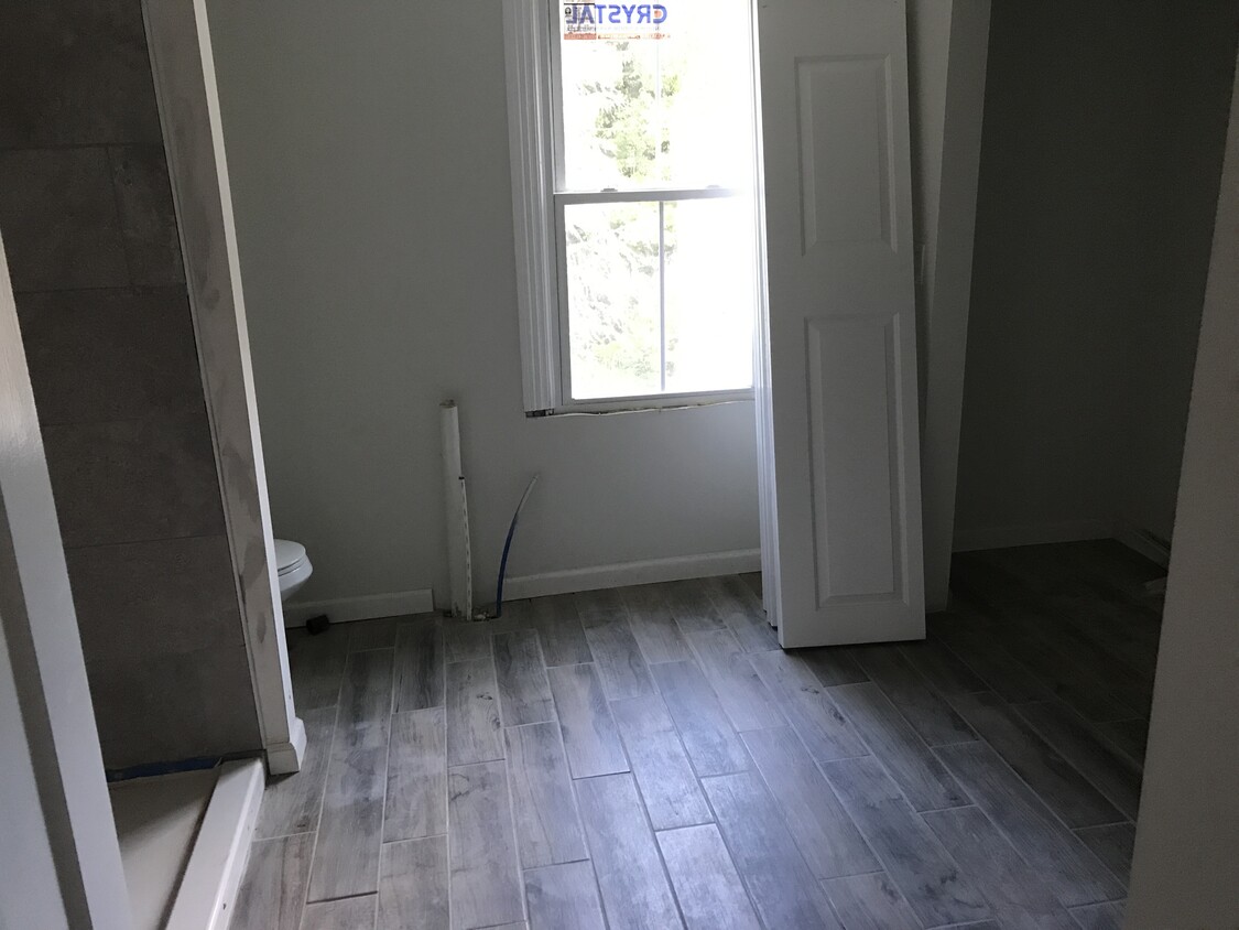 Primary Photo - 21 2nd St