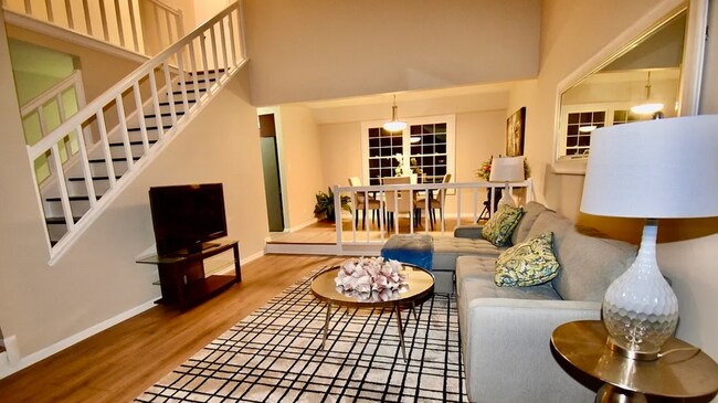 Foto del edificio - 651 White Ct