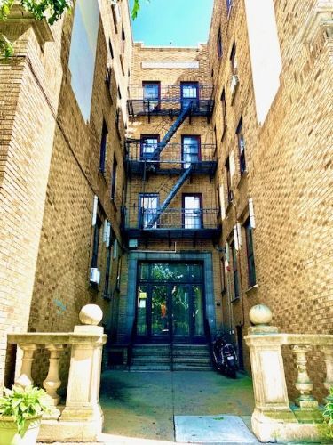 Foto principal - 650 Palisade Ave
