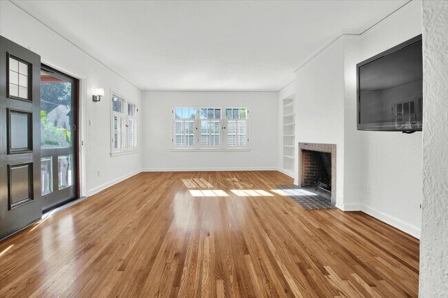 Foto del edificio - 1812 Oak St