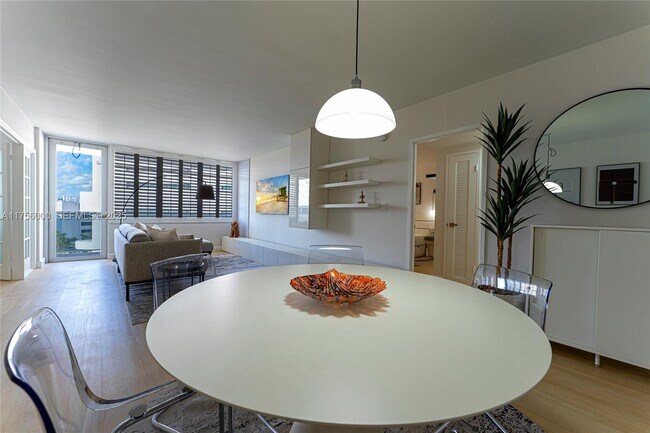 Foto del edificio - 3725 S Ocean Dr