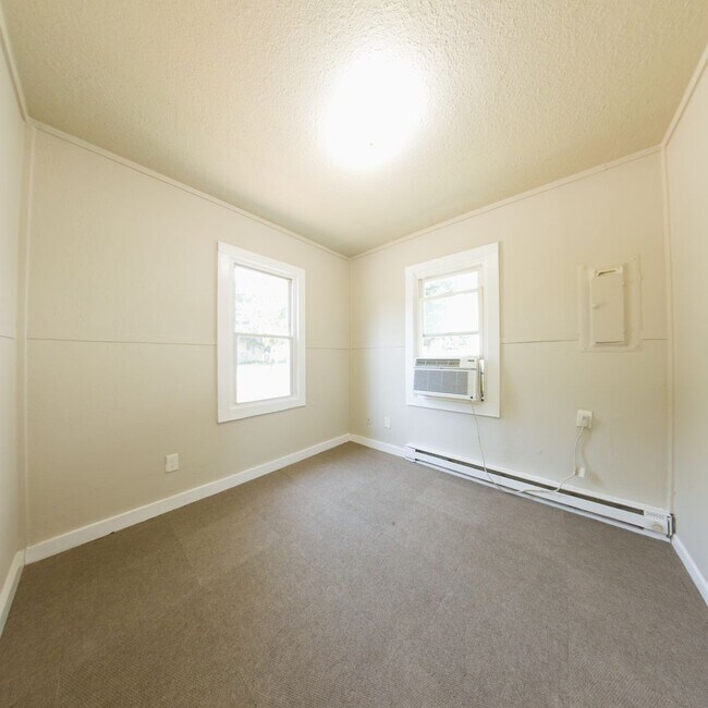 Foto del edificio - Updated 2 bedroom 1 bathroom home