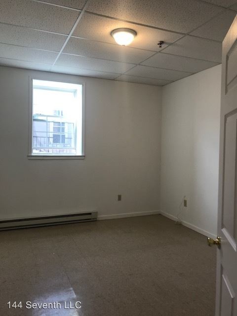 Building Photo - 144-144 N 7th St