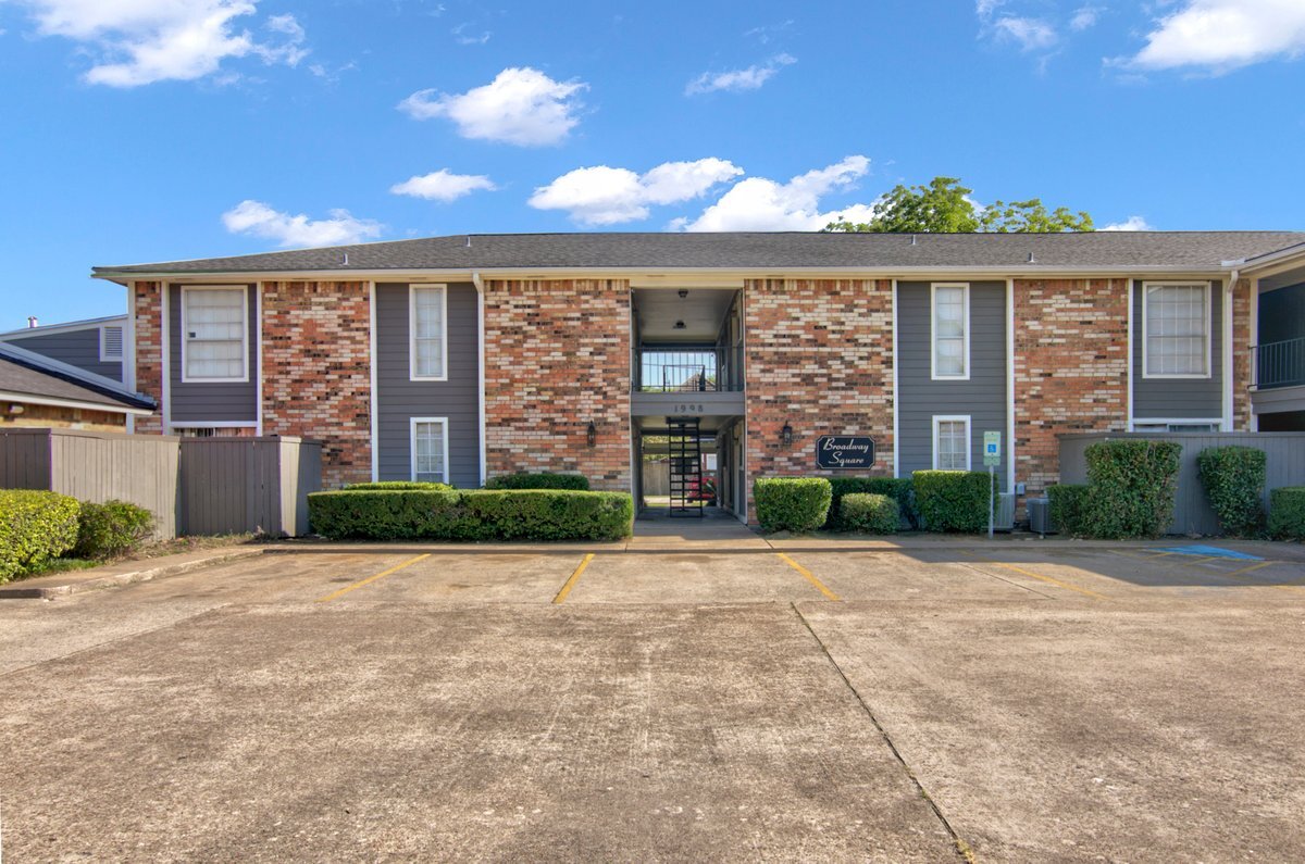 450 N 4th St Unit 8, Beaumont, TX 77701 Apartments in Beaumont, TX