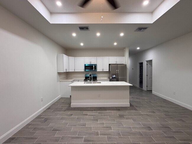 Foto del edificio - 4656 28th St SW