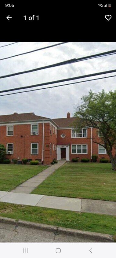 Condo Building - 21501 Kingsville St