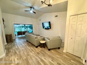 Building Photo - 1245 Ambra Dr