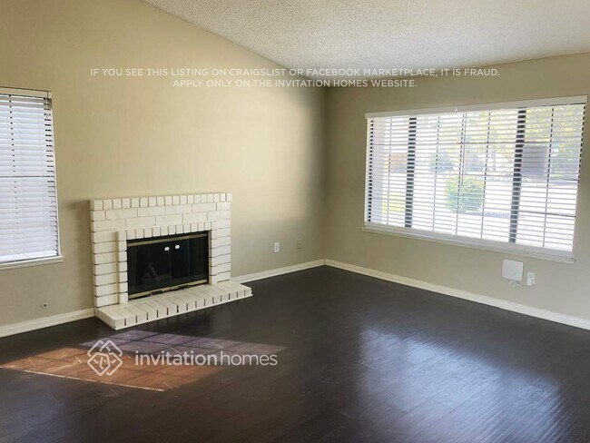 Foto del edificio - 5265 Jasmine St