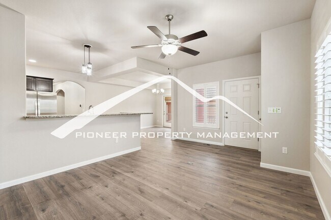 Building Photo - 295 Eclipse Dr