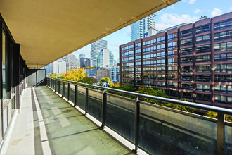 Building Photo - 50 Prince Arthur