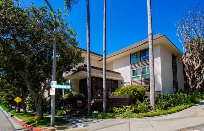 Foto del edificio - 6001 Canterbury Dr