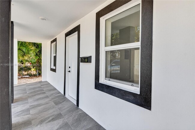 Foto del edificio - 428 NW 97th St