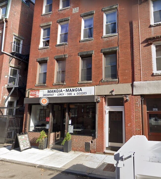 Foto del edificio - 145 Endicott St