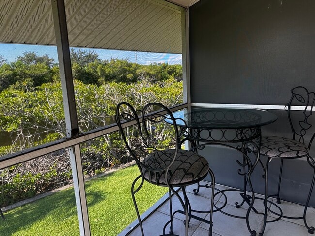 Building Photo - 1815 Robalo Dr