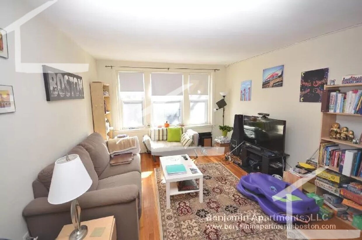 Photo - 41 Lancaster Terr #103 Brookline MA 02446