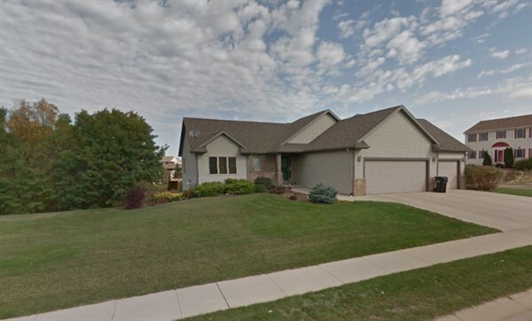Primary Photo - 1209 Lone Pine Dr SW