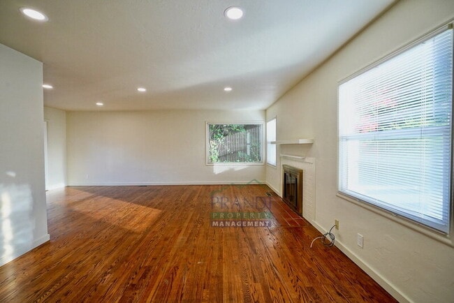 Building Photo - 101 Reed Blvd