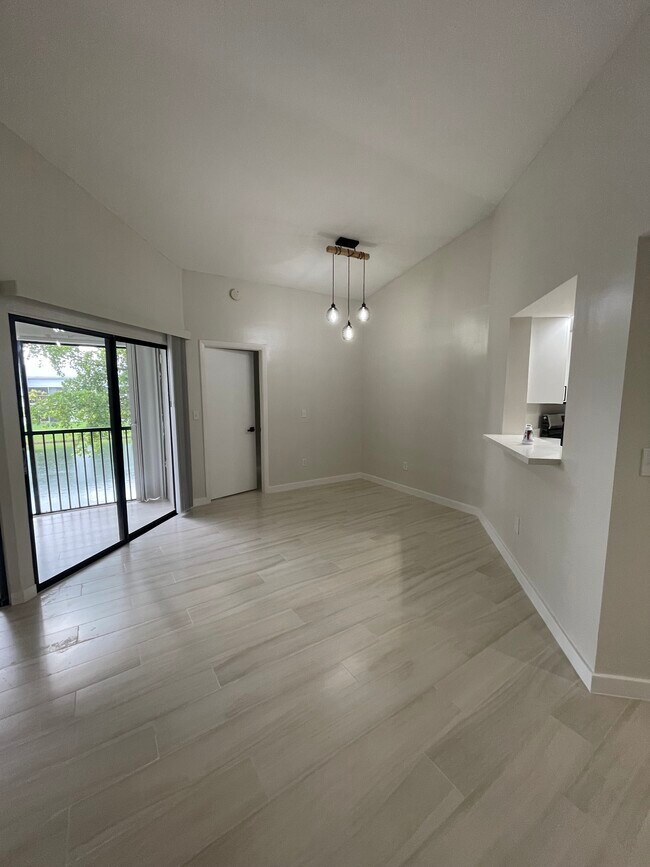 Dining room - 1031 Adams Ave