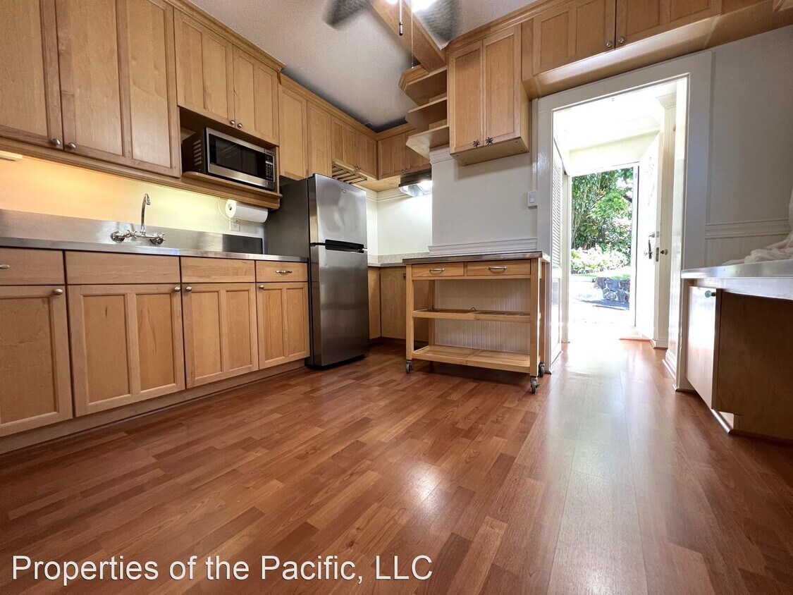 Primary Photo - Studio, 1 bath House - 2320 SONOMA ST Lowe...
