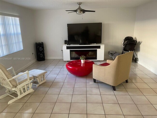 Foto del edificio - 13539 SW 62nd St