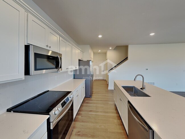 Foto del edificio - 9142 Henley Ave