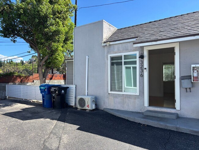 Building Photo - 3232 Verdugo Rd