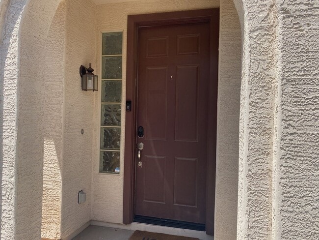 Building Photo - 3b/2ba FULLY FURNISHED in Ocotillo Landing!!