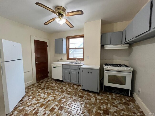 Foto del edificio - 277 Johnson Ave