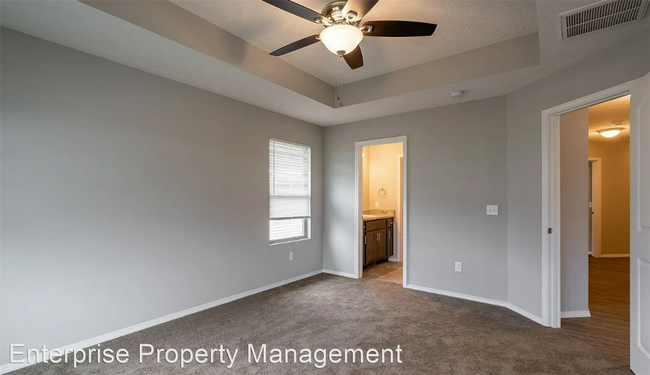 Foto del edificio - 3 br, 2 bath House - 1336 S Normandy Ave