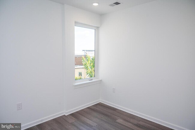 Foto del edificio - 2333 Germantown Ave