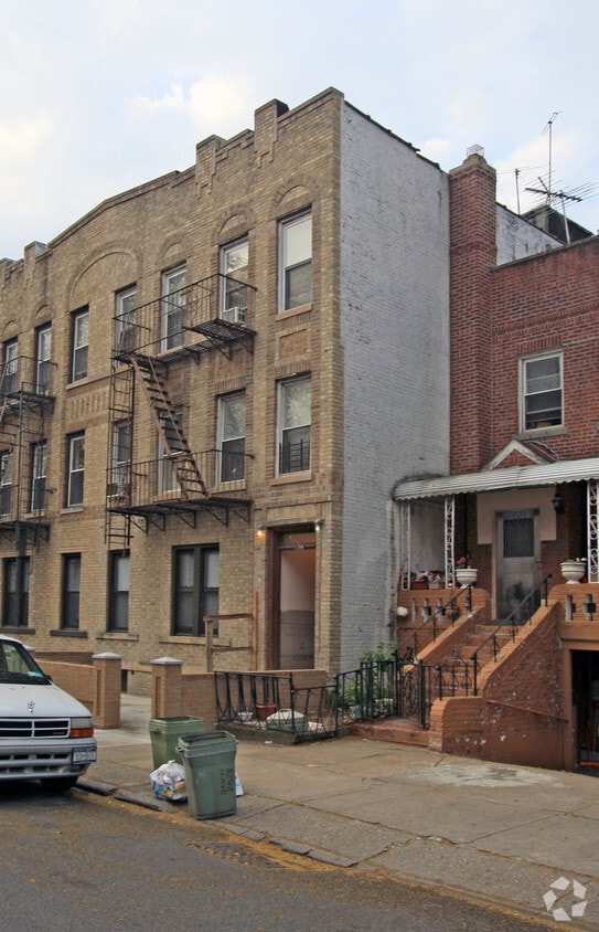 Building Photo - 1744 63rd St