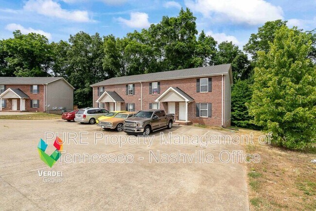 Foto del edificio - 519 Peachers Ridge Rd