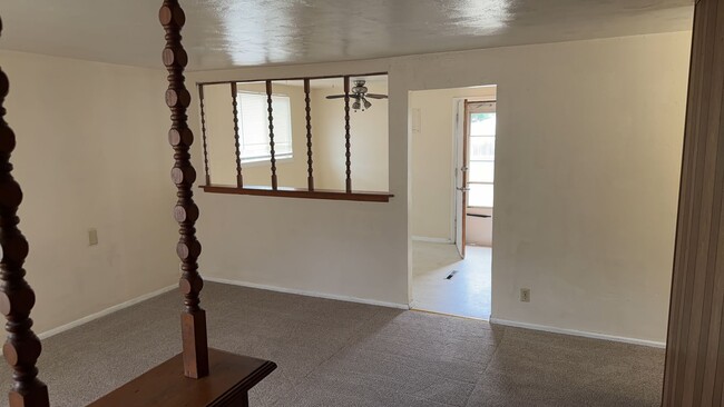 Building Photo - single family home