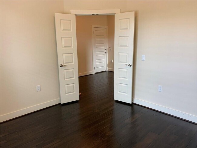 Building Photo - 12131 Cottage Promenade Ct